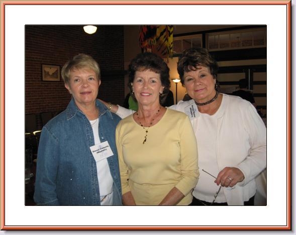 Ladies of59 Luncheon Oct. 2007
Sharon Weathers Clements, Pat Herring Lucarelli, Shirley Weathers Gwinn